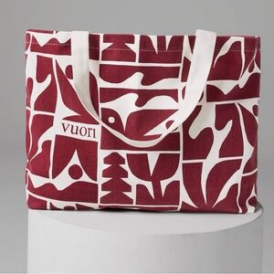 NWT VUORI HOLIDAY 2025 Strawberry Tote